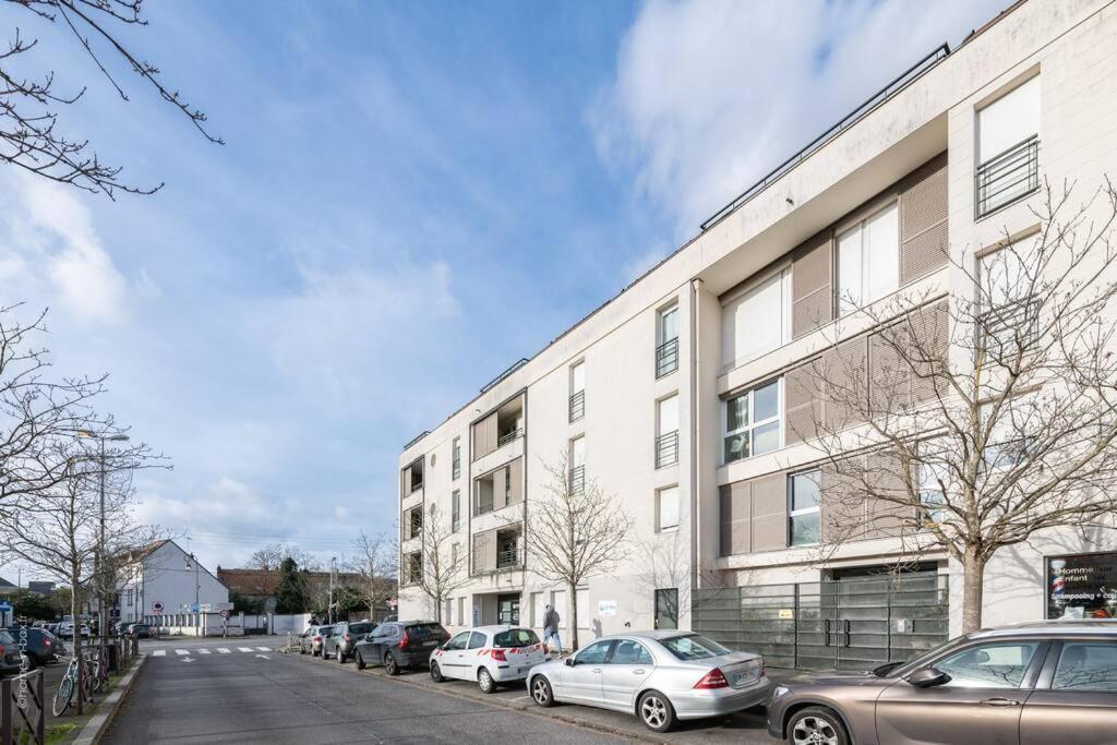 La Belle Echappee Parisienne - Gare - Hyper Centre Apartment เลส์มูโรซ์ ภายนอก รูปภาพ